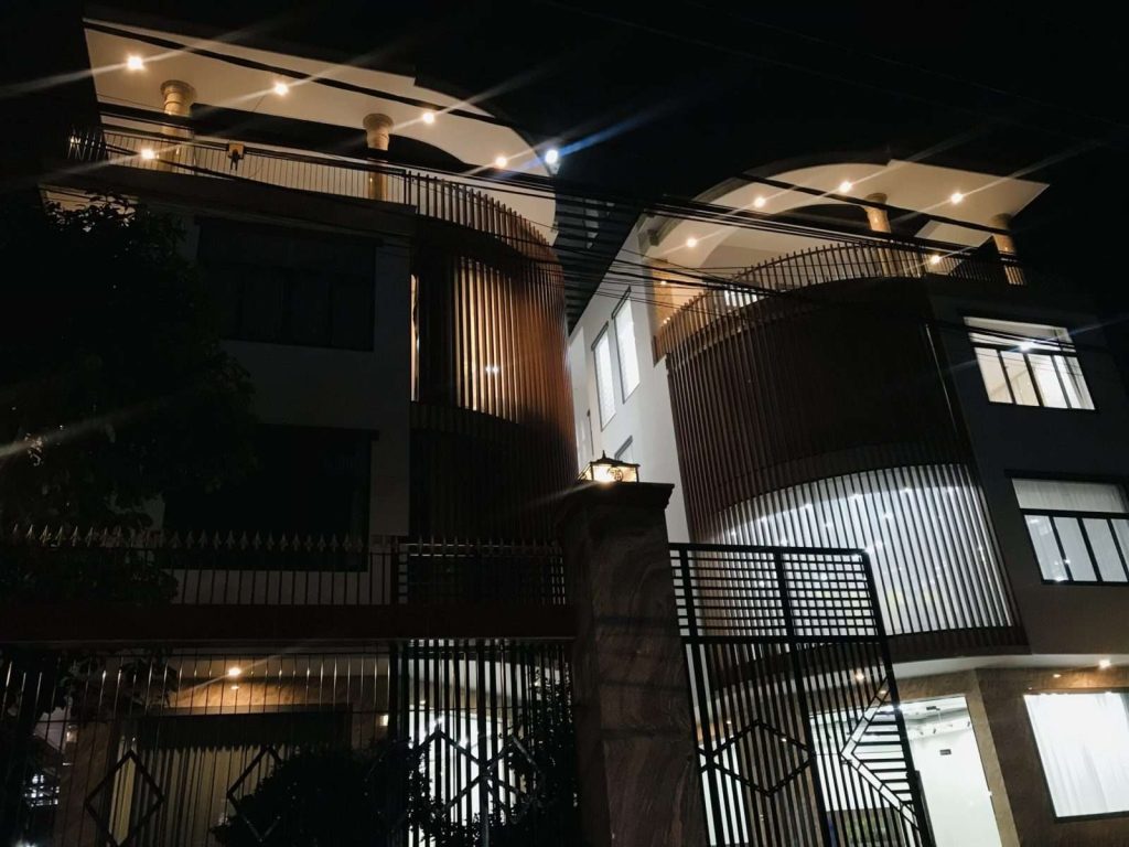 Chiếu sáng biệt thự hiện đại đôi bằng đèn LED DU LED Bình Dương