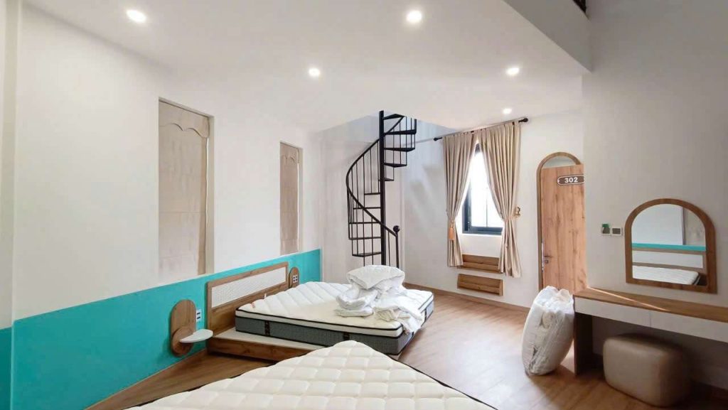 Không gian chiếu sáng phòng ngủ Homestay Harvest Mooninn